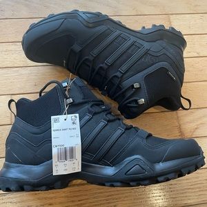 Men’s Adidas all purpose boots